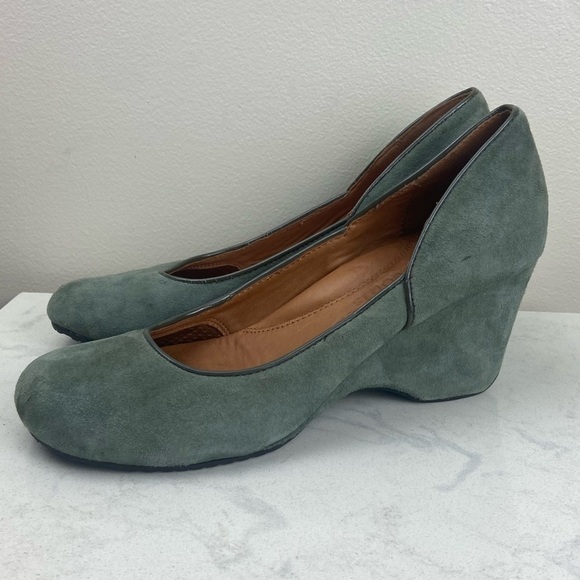Gentle Souls Ridge Amaru Green Suede Wedge Round Toe 8 - Picture 7 of 12